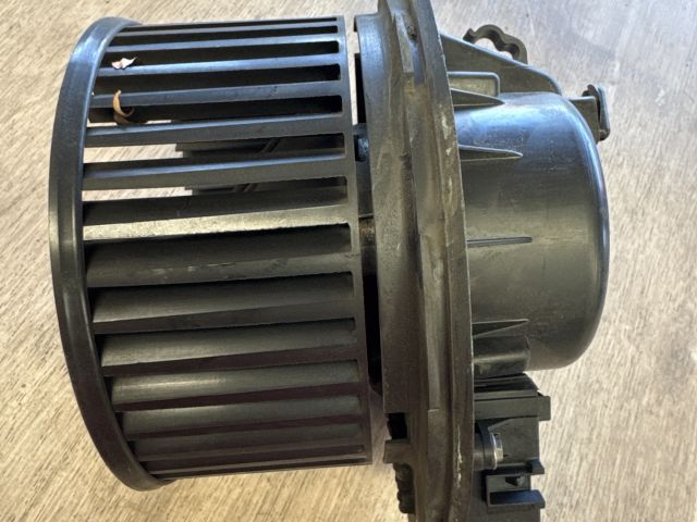 bontott VW PASSAT B6 Fűtőmotor (Klímás)