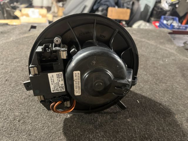 bontott VW PASSAT B6 Fűtőmotor (Klímás)