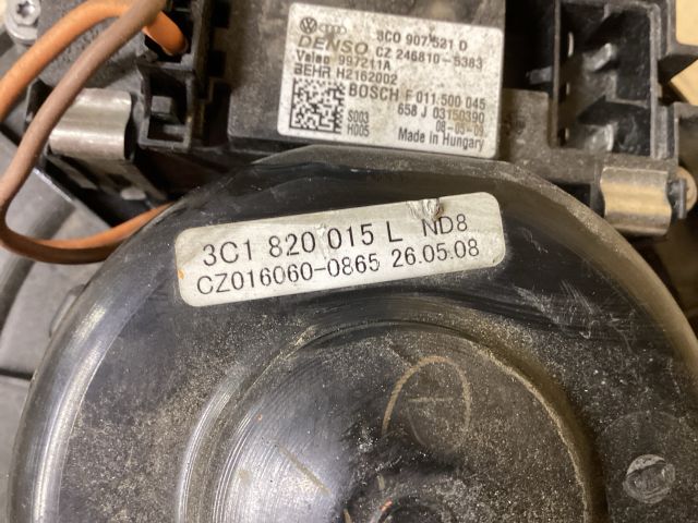 bontott VW PASSAT B6 Fűtőmotor (Klímás)