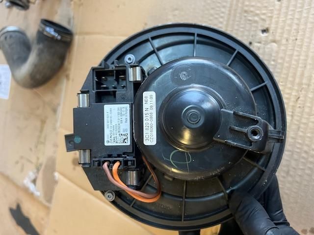 bontott VW PASSAT B6 Fűtőmotor (Klímás)