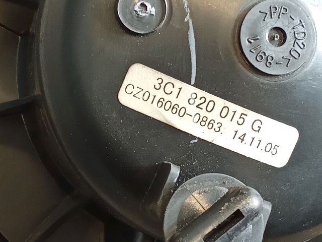 bontott VW PASSAT B6 Fűtőmotor (Nem klímás)