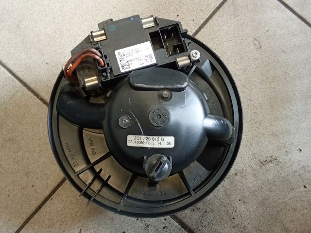 bontott VW PASSAT B6 Fűtőmotor (Nem klímás)