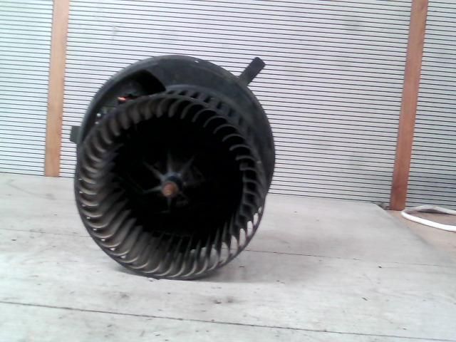 bontott VW PASSAT B6 Fűtőmotor (Nem klímás)