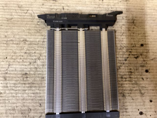 bontott VW PASSAT B6 Fűtőradiátor (Elektromos)