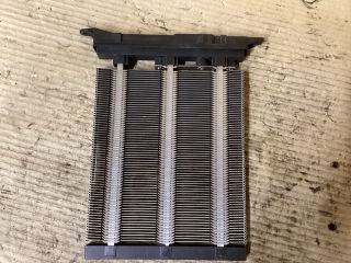 bontott VW PASSAT B6 Fűtőradiátor (Elektromos)