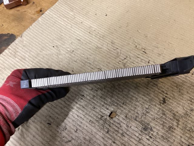 bontott VW PASSAT B6 Fűtőradiátor (Elektromos)