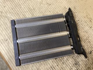 bontott VW PASSAT B6 Fűtőradiátor (Elektromos)