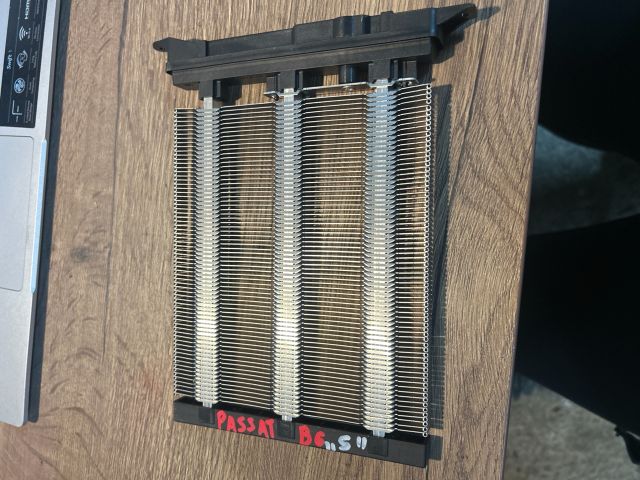 bontott VW PASSAT B6 Fűtőradiátor (Elektromos)