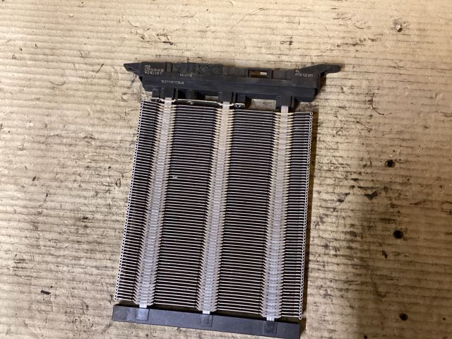 bontott VW PASSAT B6 Fűtőradiátor (Elektromos)