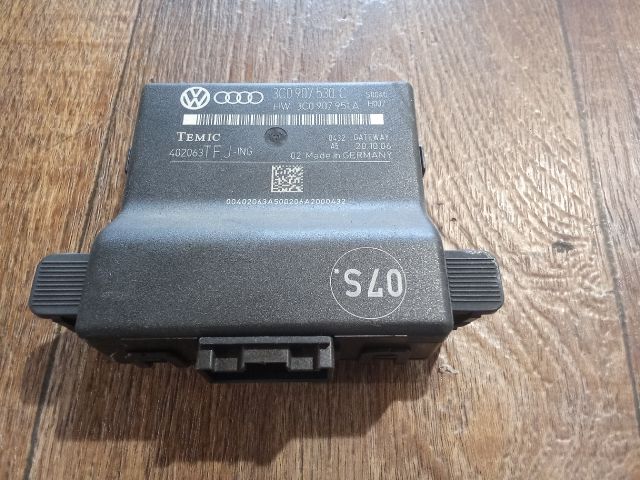 bontott VW PASSAT B6 Gateway Elektronika
