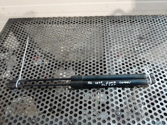 bontott VW PASSAT B6 Gázrugós Kitámasztó Teleszkóp Pár Csomagtérajtó