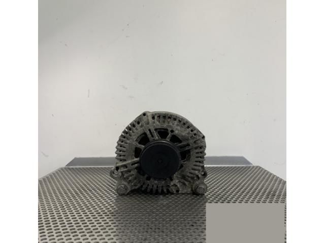 bontott VW PASSAT B6 Generátor