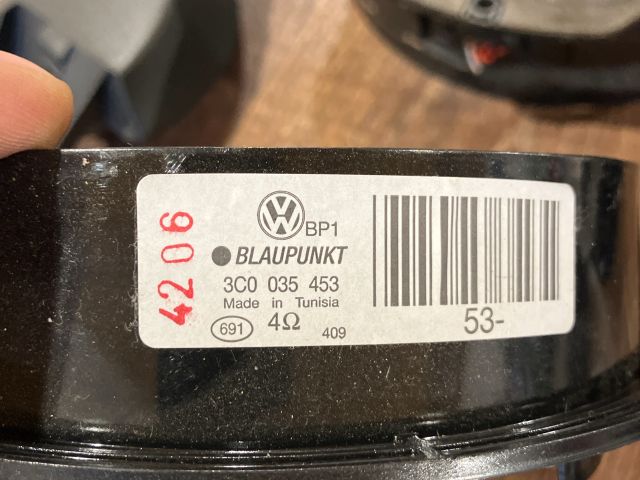 bontott VW PASSAT B6 Hangszóró Szett