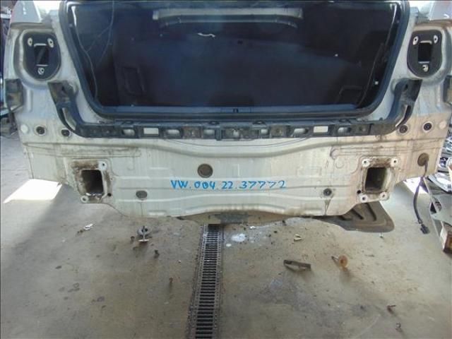 bontott VW PASSAT B6 Hátfal