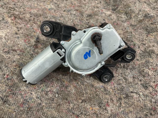 bontott VW PASSAT B6 Hátsó Ablaktörlő Motor