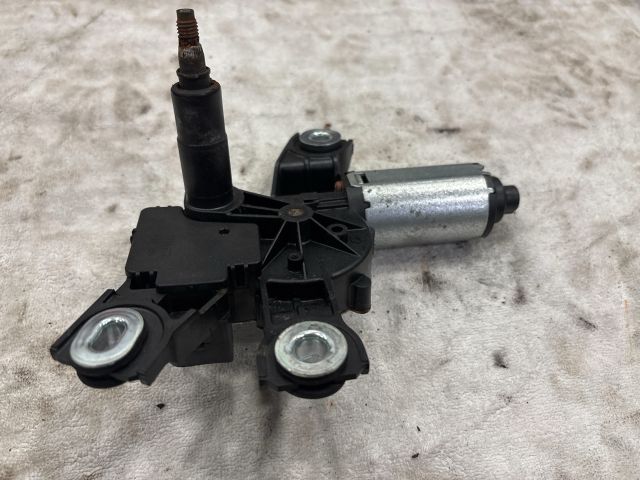 bontott VW PASSAT B6 Hátsó Ablaktörlő Motor