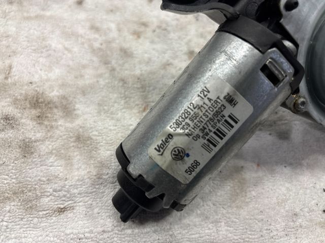 bontott VW PASSAT B6 Hátsó Ablaktörlő Motor