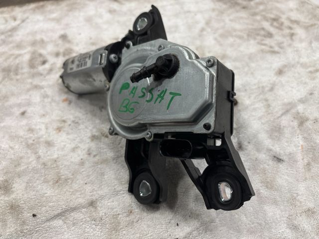 bontott VW PASSAT B6 Hátsó Ablaktörlő Motor