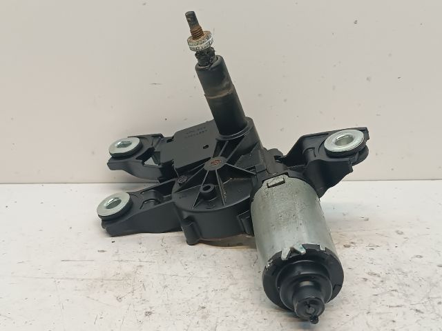 bontott VW PASSAT B6 Hátsó Ablaktörlő Motor