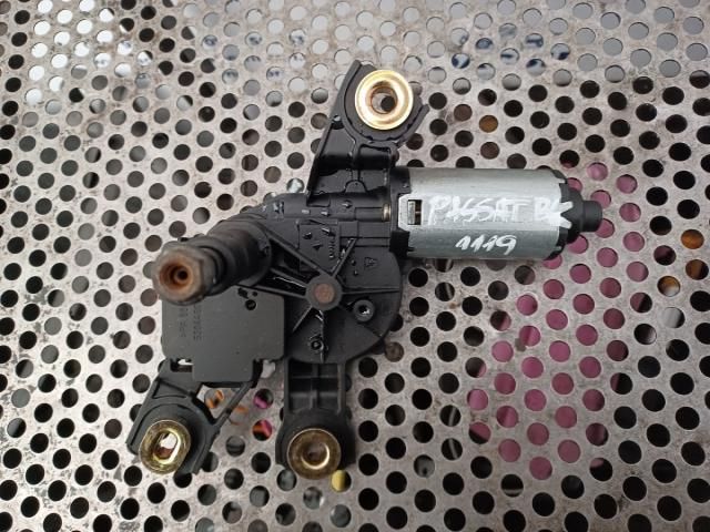 bontott VW PASSAT B6 Hátsó Ablaktörlő Motor