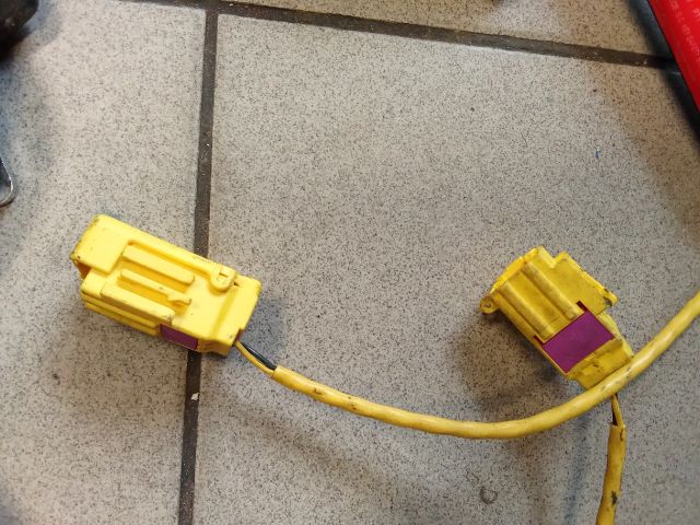 bontott VW PASSAT B6 Hátsó Biztonsági Öv Szett