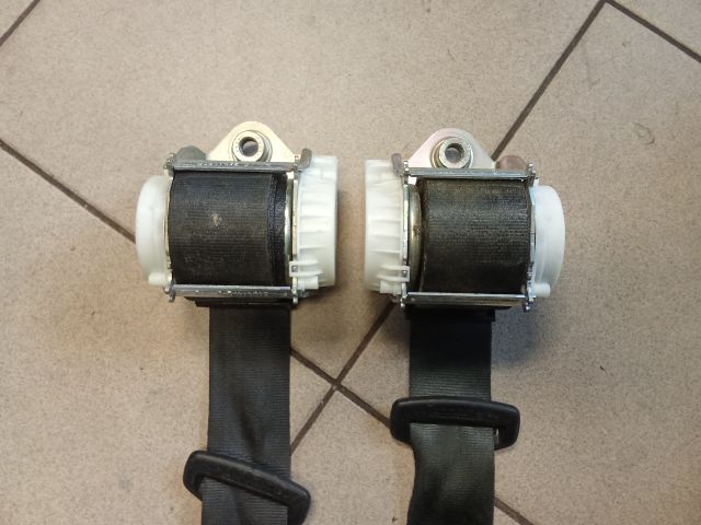 bontott VW PASSAT B6 Hátsó Biztonsági Öv Szett