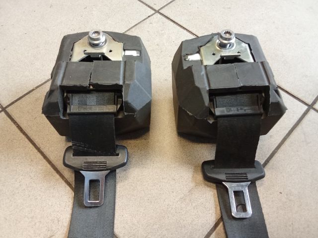 bontott VW PASSAT B6 Hátsó Biztonsági Öv Szett