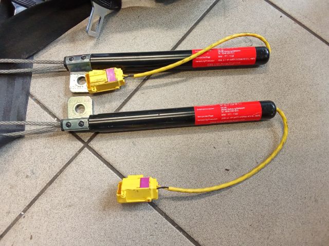 bontott VW PASSAT B6 Hátsó Biztonsági Öv Szett