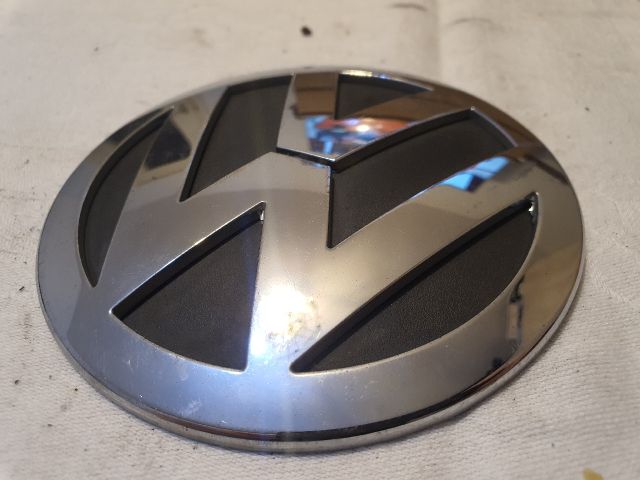 bontott VW PASSAT B6 Hátsó Embléma