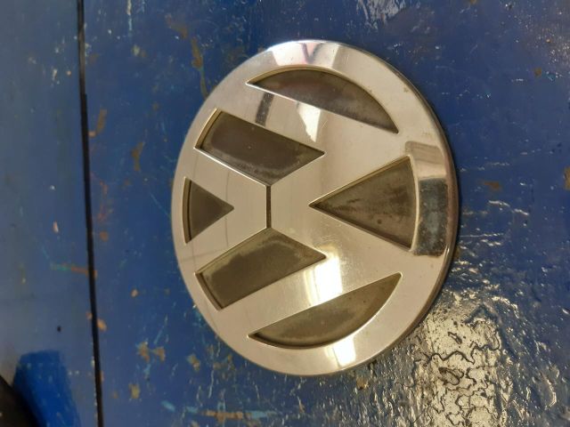 bontott VW PASSAT B6 Hátsó Embléma