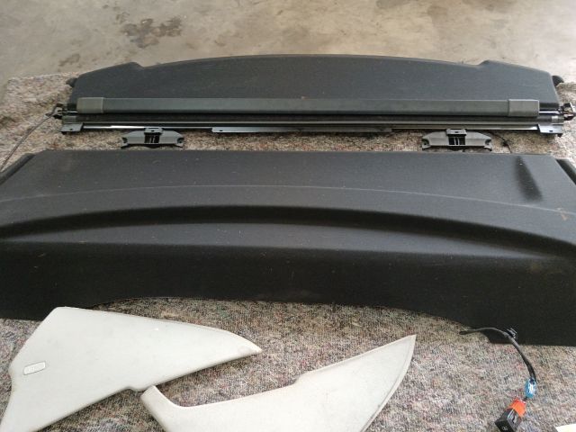 bontott VW PASSAT B6 Hátsó középső Árnyékoló Roló