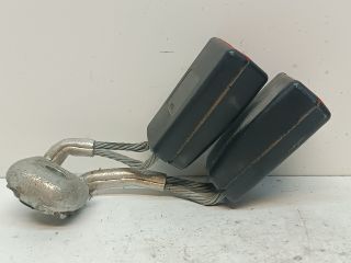 bontott VW PASSAT B6 Hátsó középső Biztonsági Öv Csat