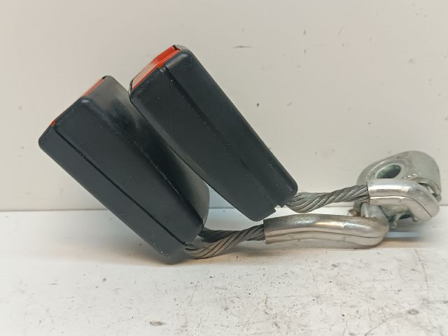 bontott VW PASSAT B6 Hátsó középső Biztonsági Öv Csat