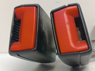 bontott VW PASSAT B6 Hátsó középső Biztonsági Öv Csat