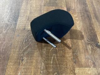 bontott VW PASSAT B6 Hátsó középső Fejtámla