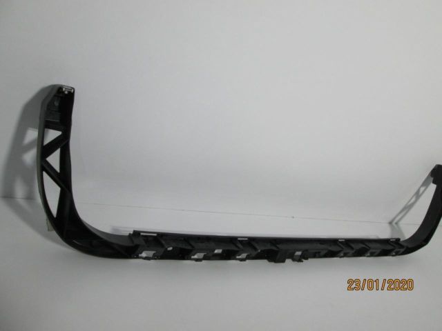 bontott VW PASSAT B6 Hátsó középső Lökhárító Tartó (Műanyag)