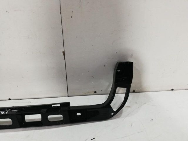 bontott VW PASSAT B6 Hátsó középső Lökhárító Tartó (Műanyag)