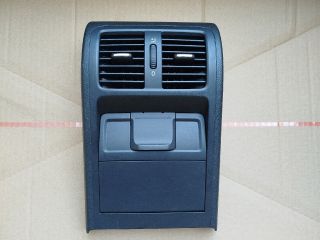 bontott VW PASSAT B6 Hátsó középső Szellőző