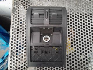 bontott VW PASSAT B6 Hátsó középső Szellőző