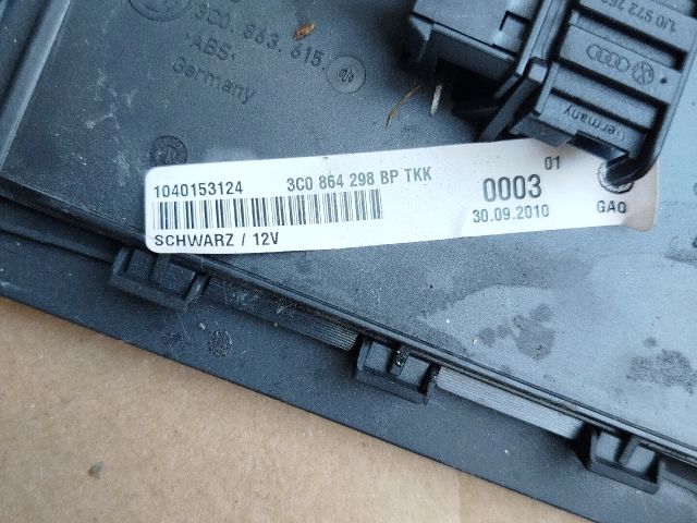 bontott VW PASSAT B6 Hátsó középső Szellőző