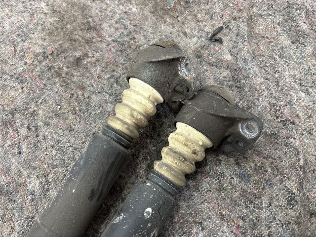 bontott VW PASSAT B6 Hátsó Lengéscsillapító Pár