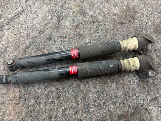 bontott VW PASSAT B6 Hátsó Lengéscsillapító Pár