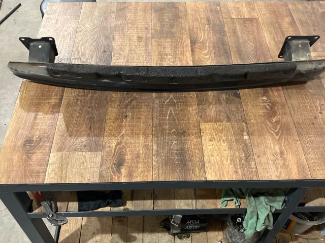 bontott VW PASSAT B6 Hátsó Lökhárító Merevítő (Fém)