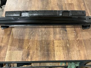 bontott VW PASSAT B6 Hátsó Lökhárító Merevítő (Fém)