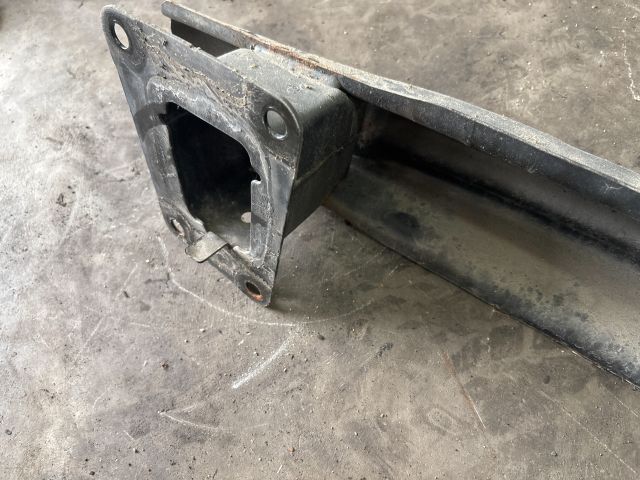 bontott VW PASSAT B6 Hátsó Lökhárító Merevítő (Fém)