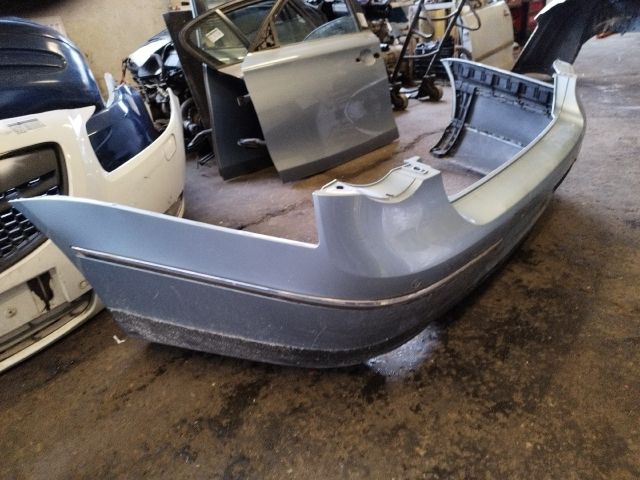 bontott VW PASSAT B6 Hátsó Lökhárító (Részeivel)