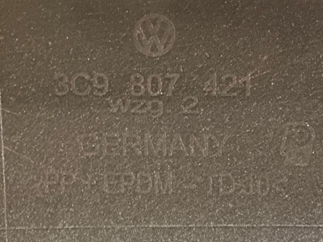 bontott VW PASSAT B6 Hátsó Lökhárító (Részeivel)