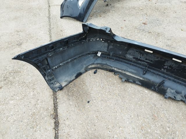 bontott VW PASSAT B6 Hátsó Lökhárító (Részeivel)