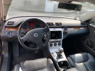 bontott VW PASSAT B6 Hátsó Lökhárító (Részeivel)