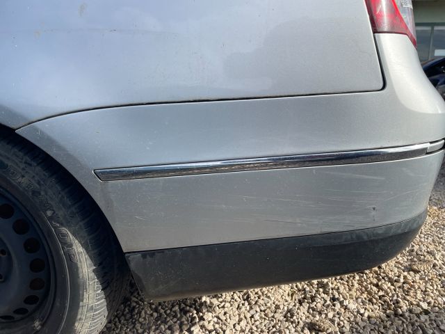 bontott VW PASSAT B6 Hátsó Lökhárító (Üresen)